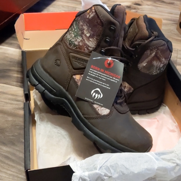 Wolverine Manistee 8" Men's Boots - Picture 4 of 11